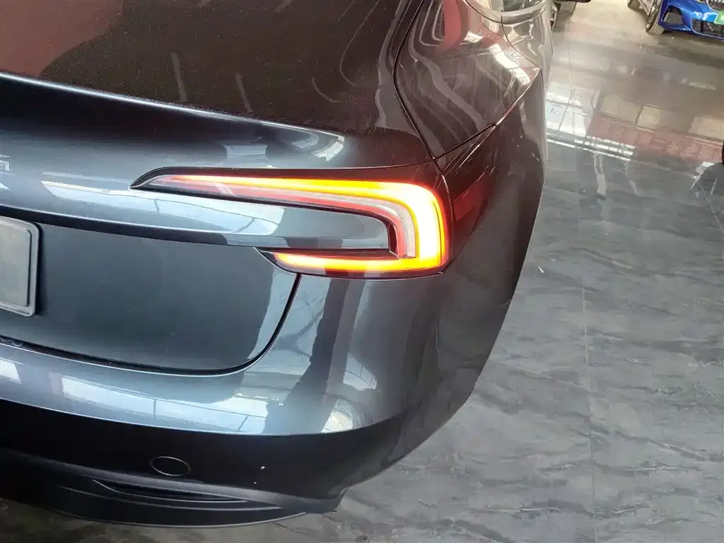 Tesla Model 3 2024 из CN, фото 2