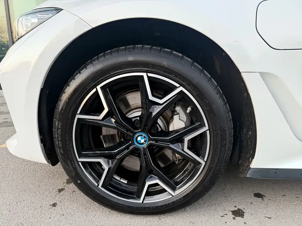 BMW i3 — фото 6