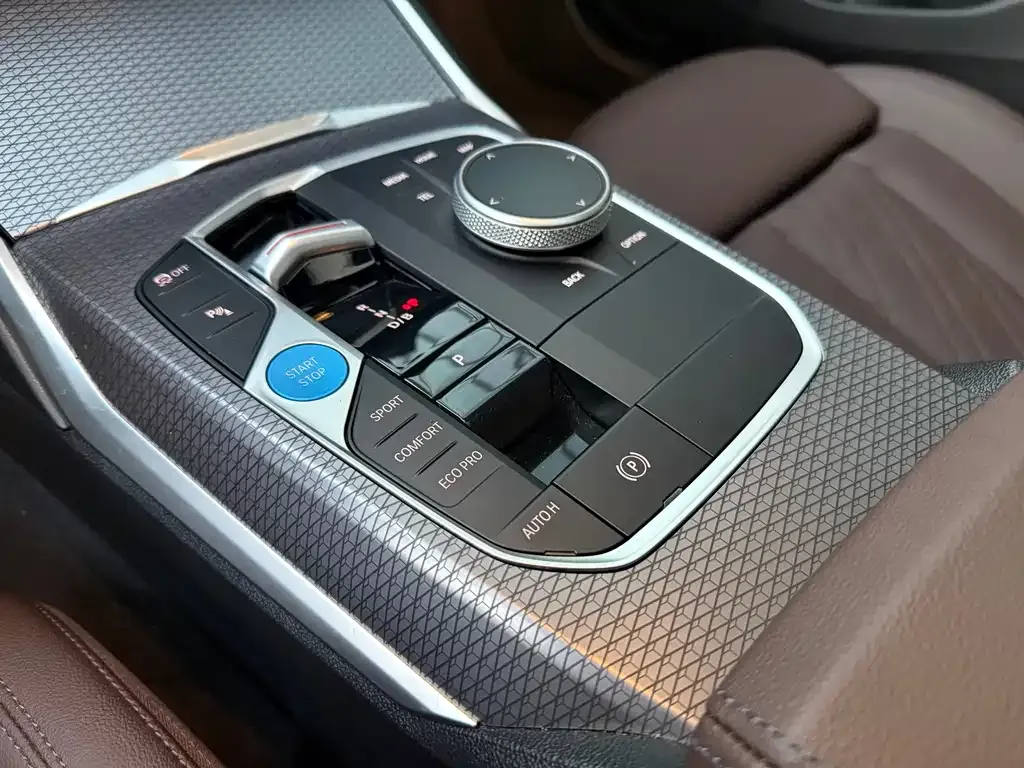 BMW i3 — фото 8