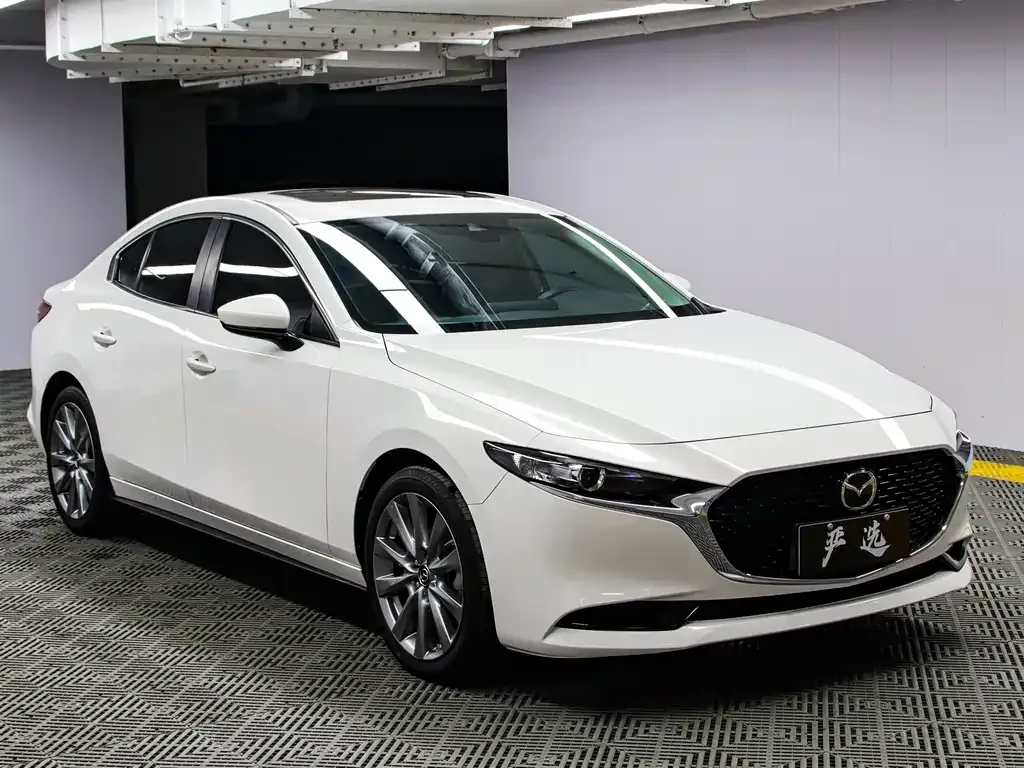 Mazda 3 Axela — фото 7