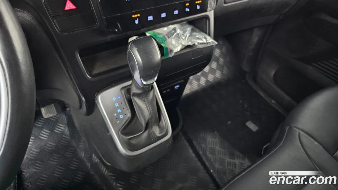 Hyundai Staria 2025 из KR, фото 10