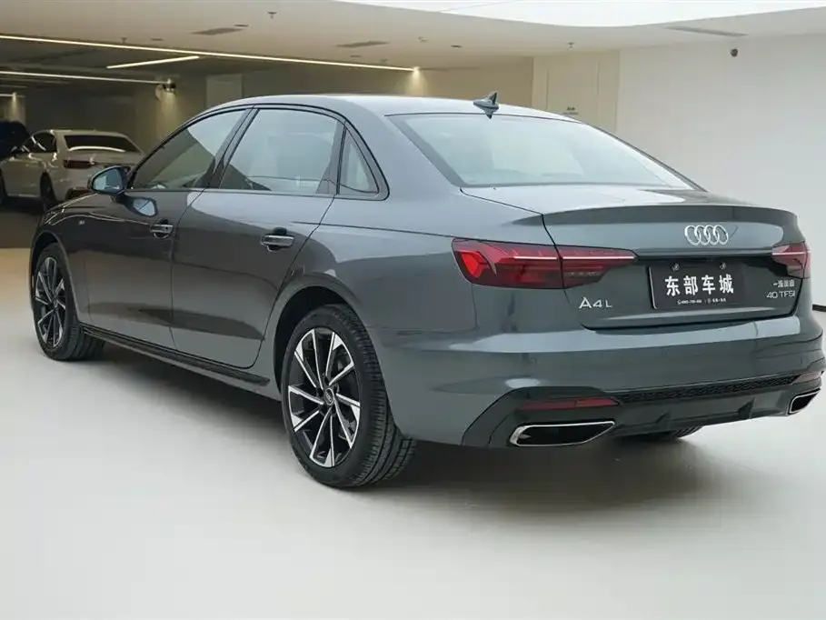 Audi A4L 2023 из CN, фото 6