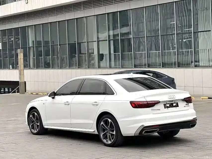 Audi A4L — фото 7