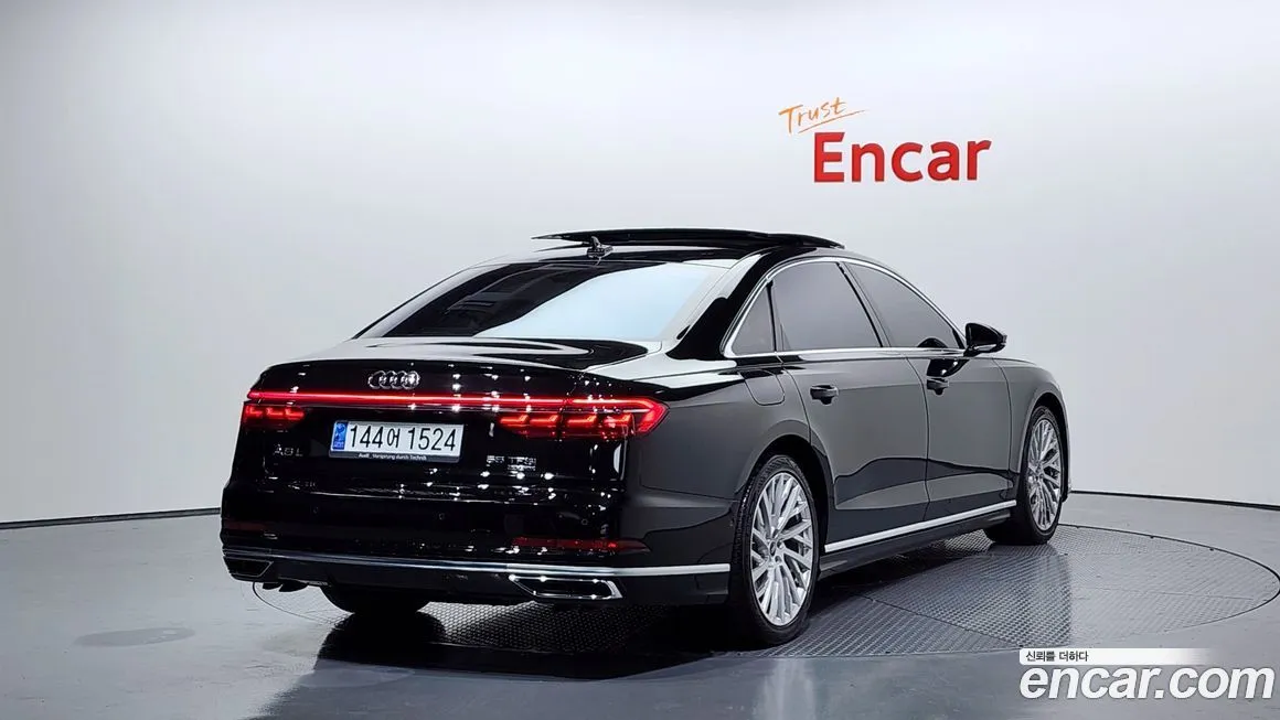 Audi A8 2021 из KR, фото 2