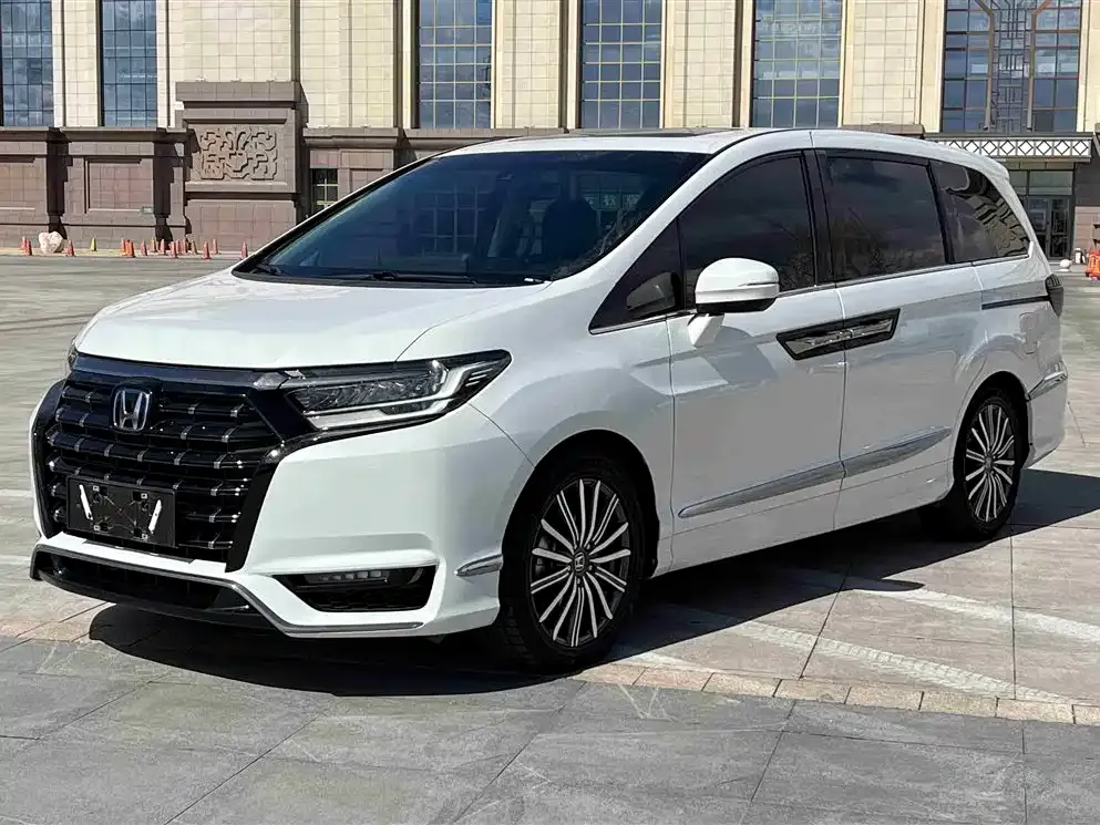 Honda Elysion 2023 из CN, фото 1