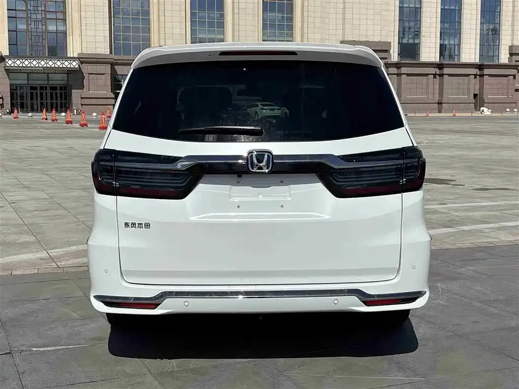 Honda Elysion 2023 из CN, фото 3