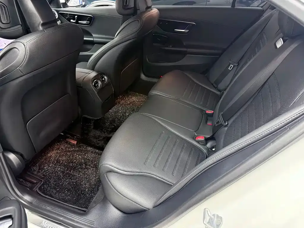 Mercedes-Benz C-Class 2023 из CN, фото 6