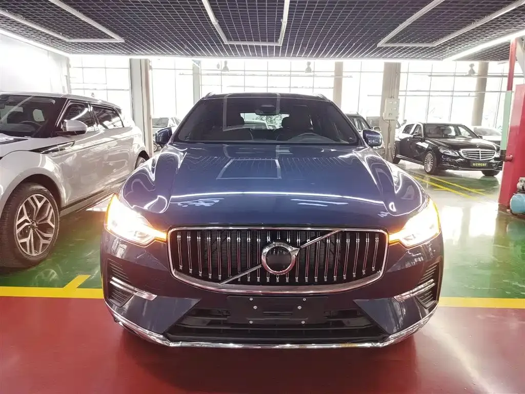 Volvo XC60 2023 из CN, фото 7