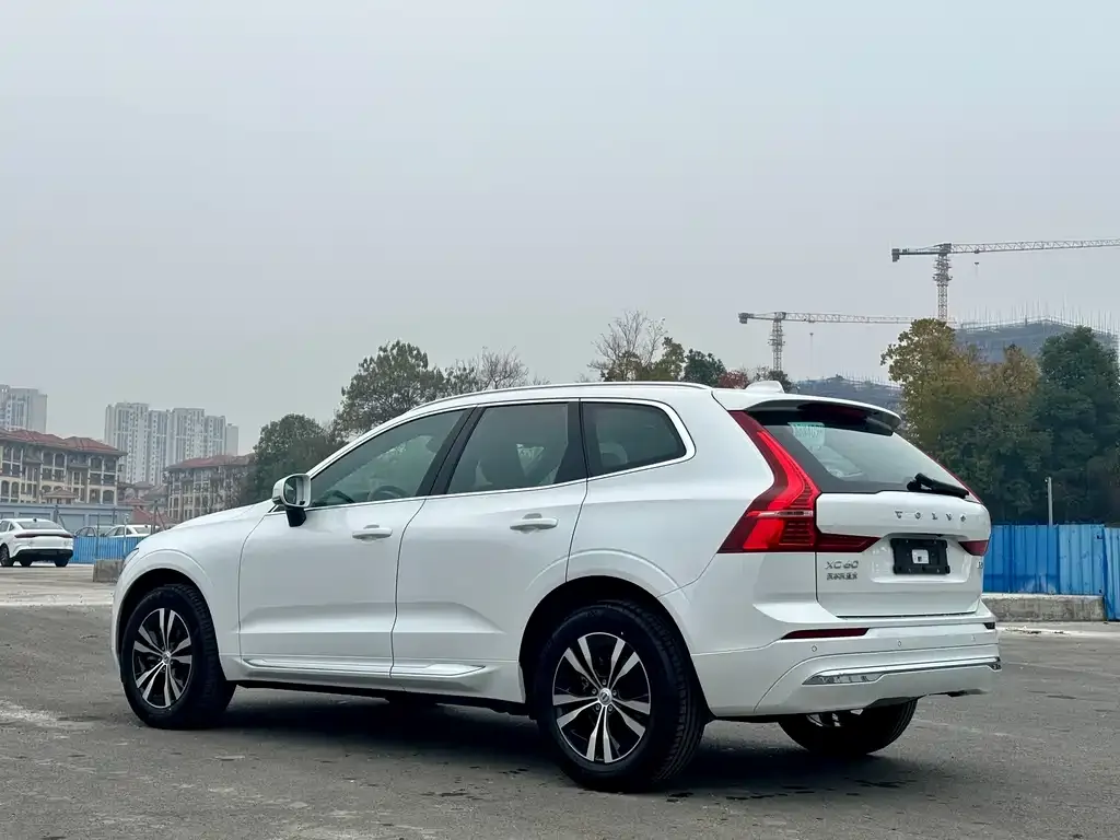 Volvo XC60 2025 из CN, фото 10