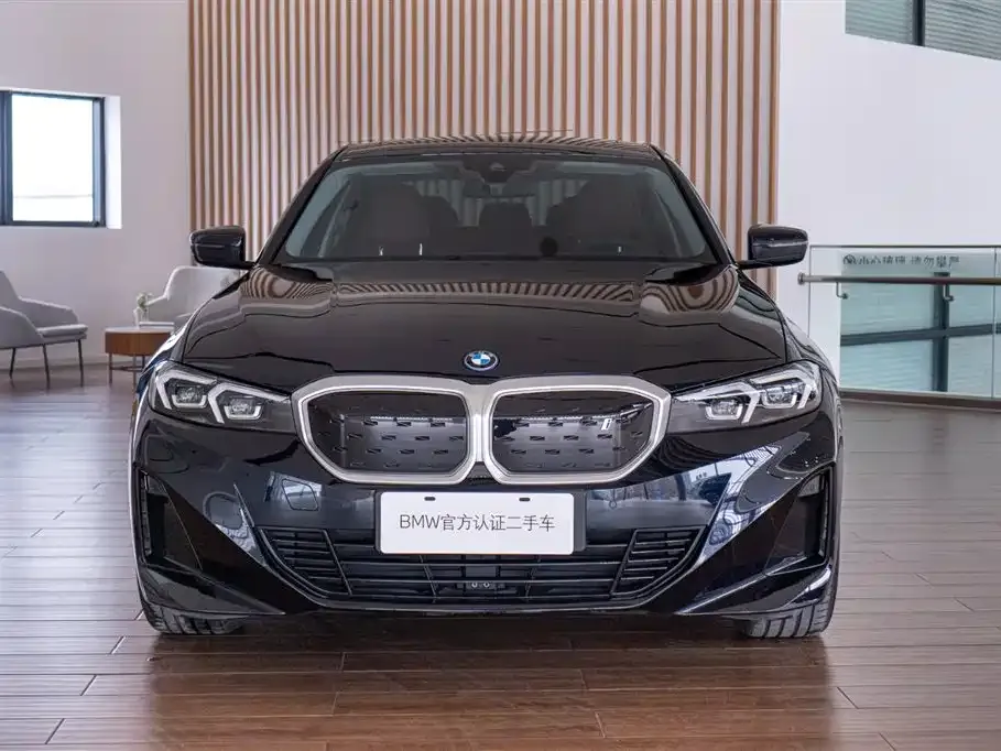 BMW i3 2024 из CN, фото 2