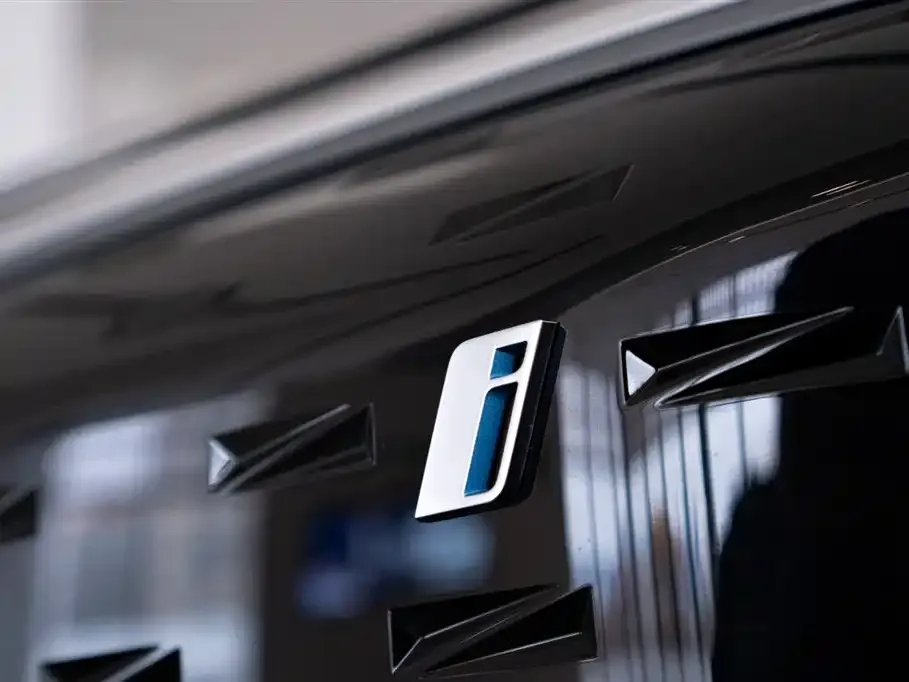 BMW i3 2024 из CN, фото 9