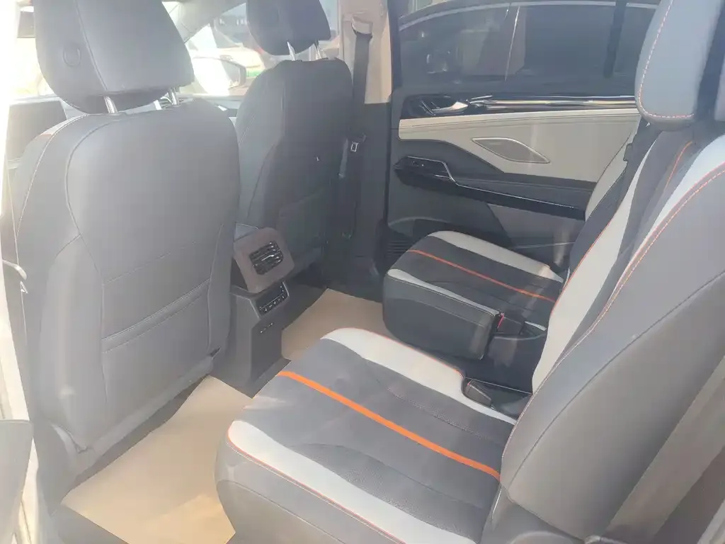 Volkswagen ID.6 Crozz 2022 из CN, фото 6