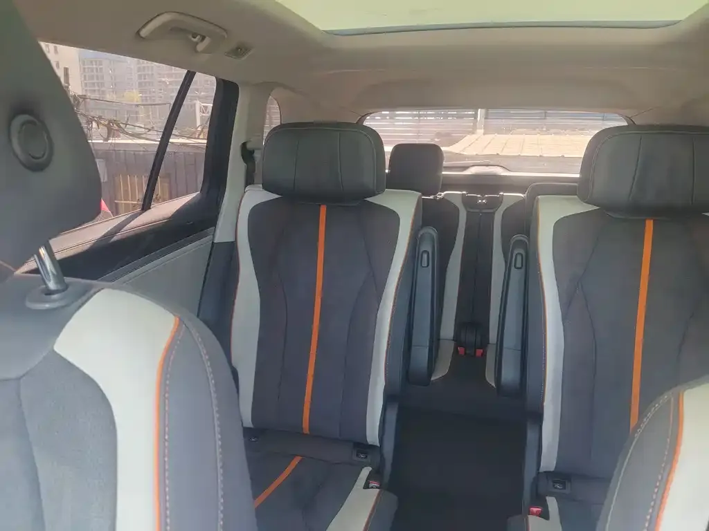 Volkswagen ID.6 Crozz 2022 из CN, фото 8