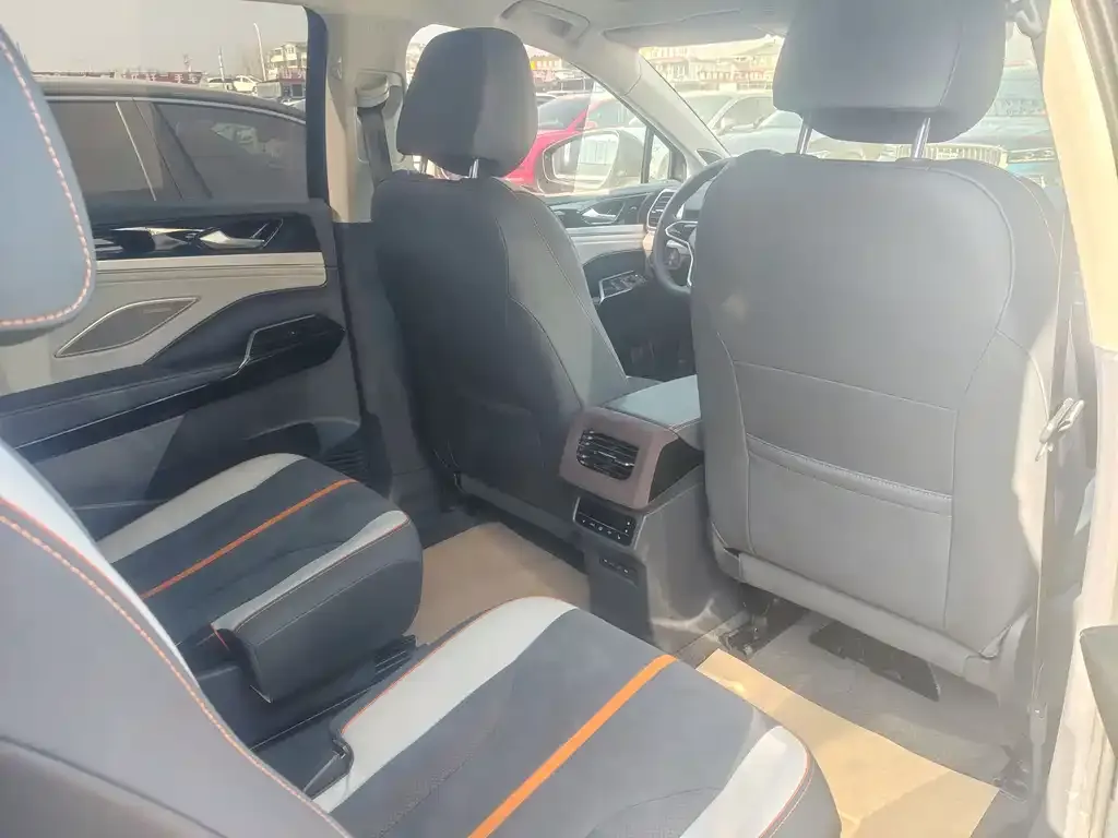 Volkswagen ID.6 Crozz 2022 из CN, фото 9