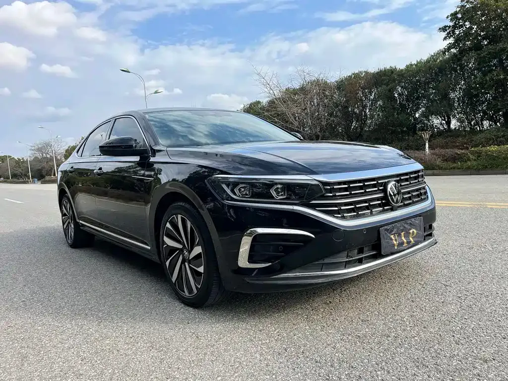 Volkswagen Passat — фото 4