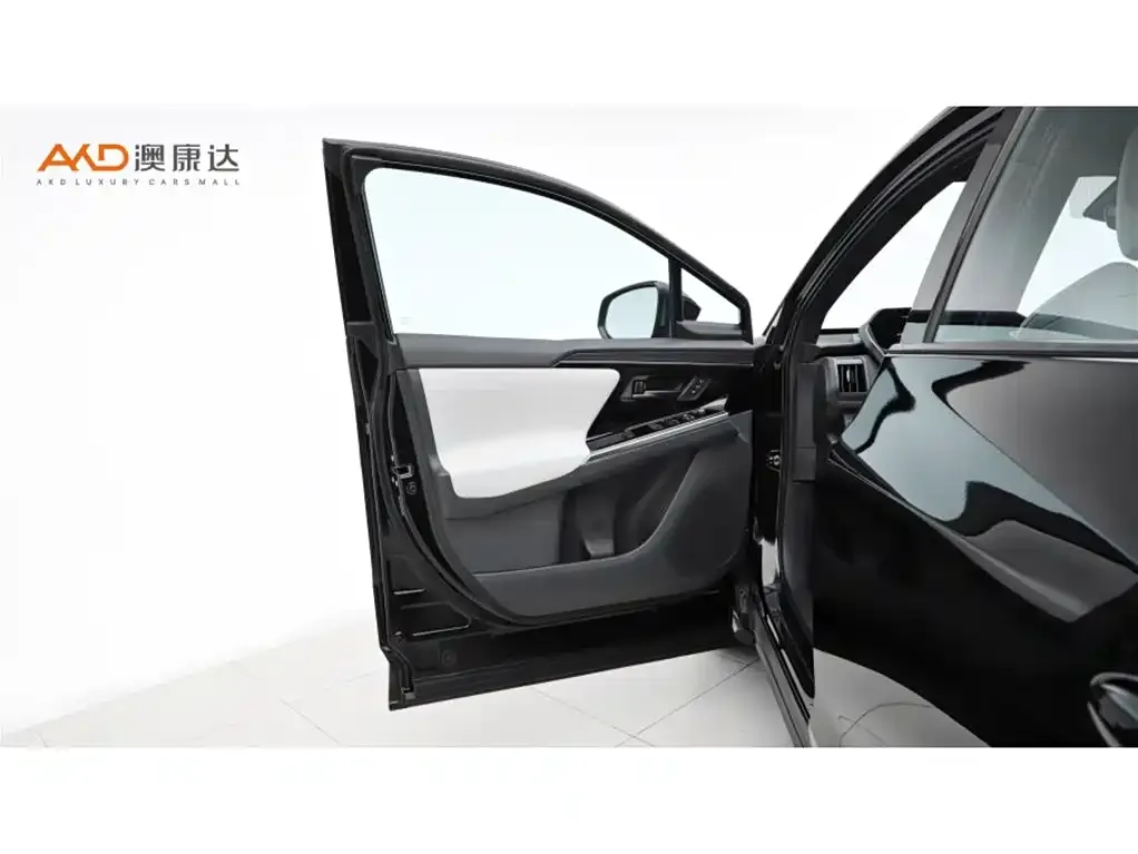 Toyota bZ4X 2022 из CN, фото 6
