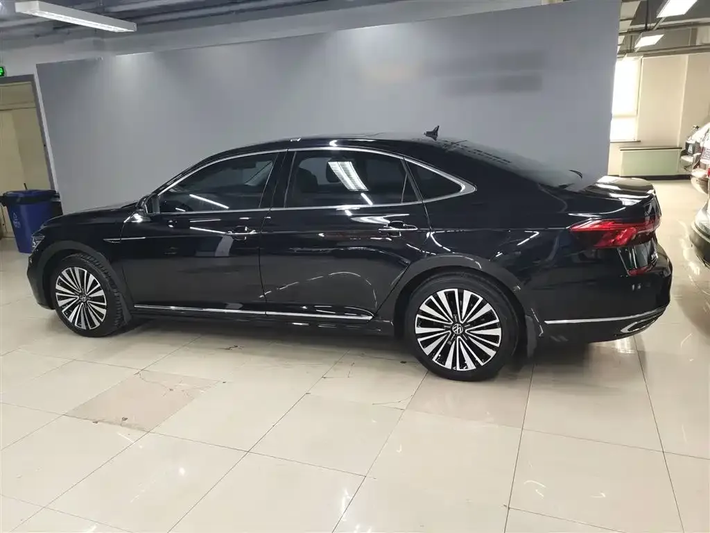 Volkswagen Passat 2021 из CN, фото 5