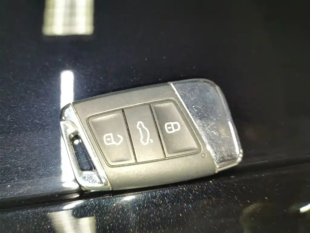 Volkswagen Passat 2021 из CN, фото 9