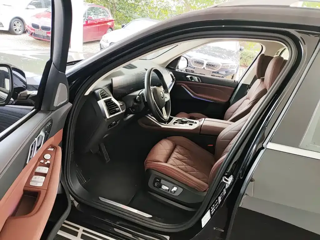 BMW X7 2023 из CN, фото 3