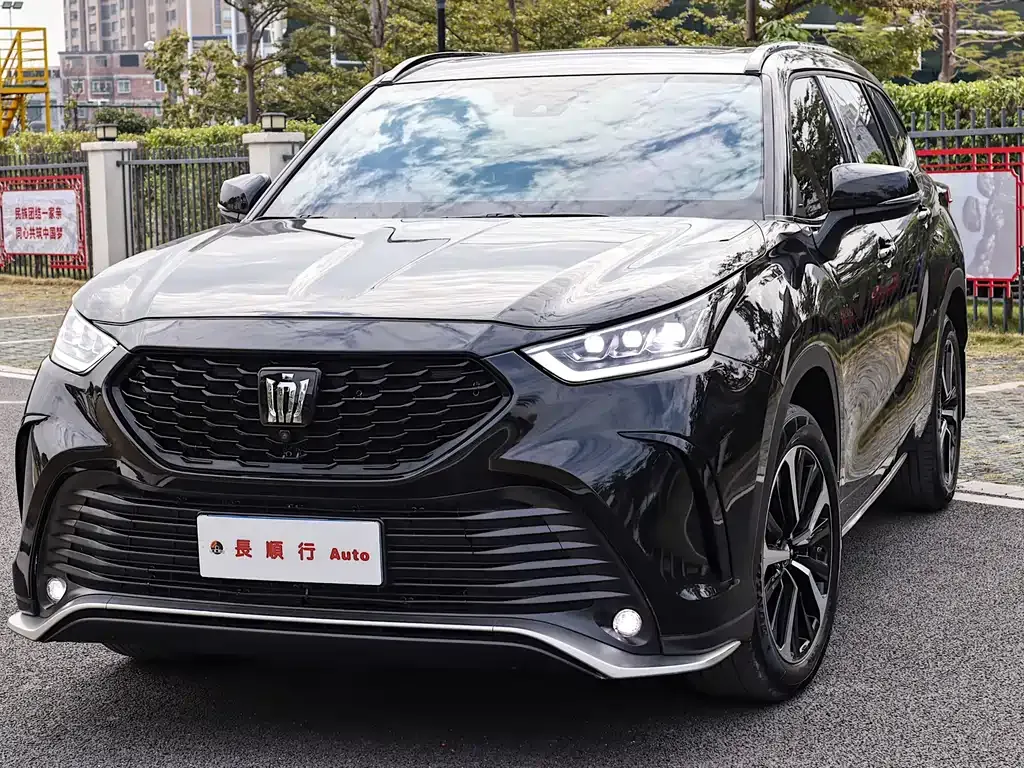 Toyota Crown Kluger 2024 из CN, фото 7