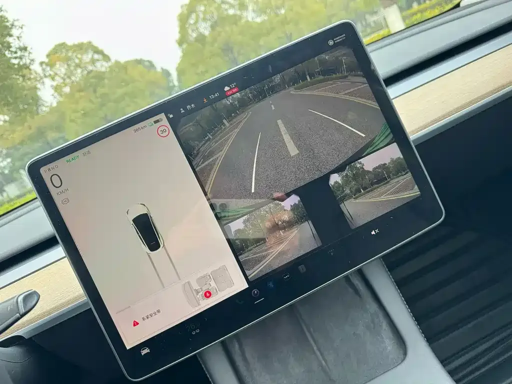 Tesla Model Y 2022 из CN, фото 2
