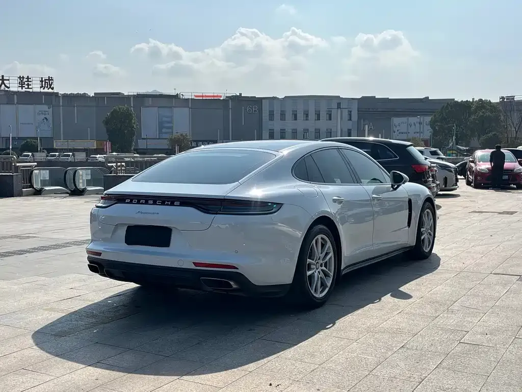 Porsche Panamera 2023 из CN, фото 8
