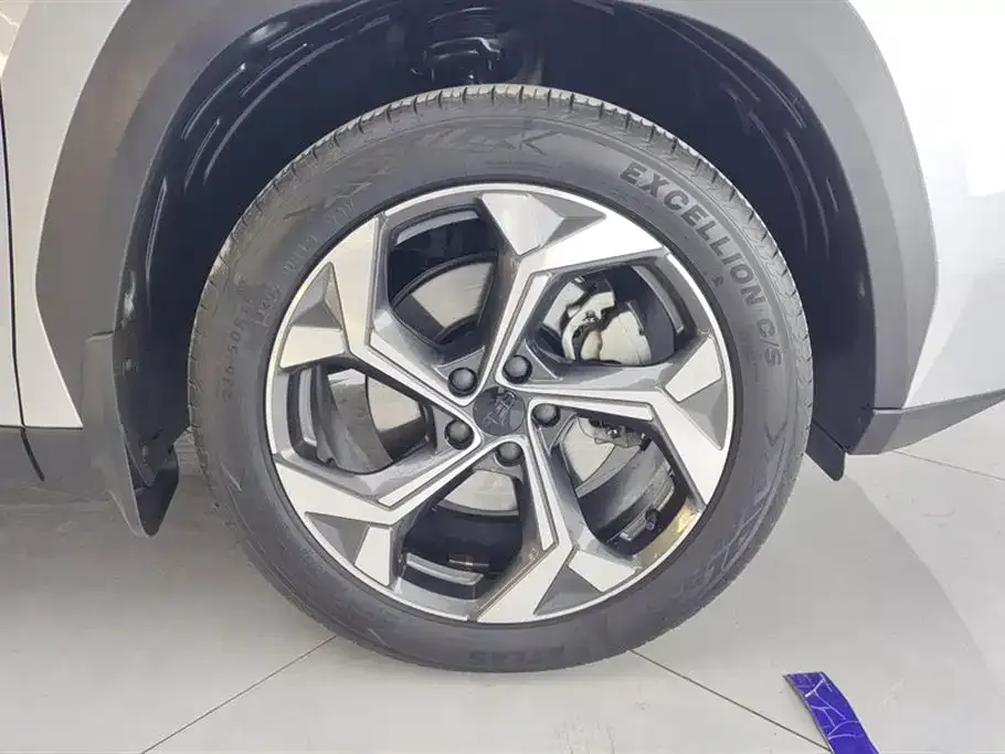 Geely Boyue L 2023 из CN, фото 5