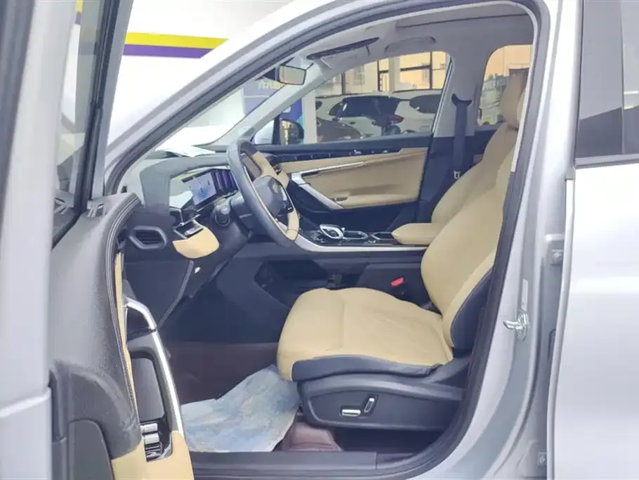 Geely Boyue L 2023 из CN, фото 6