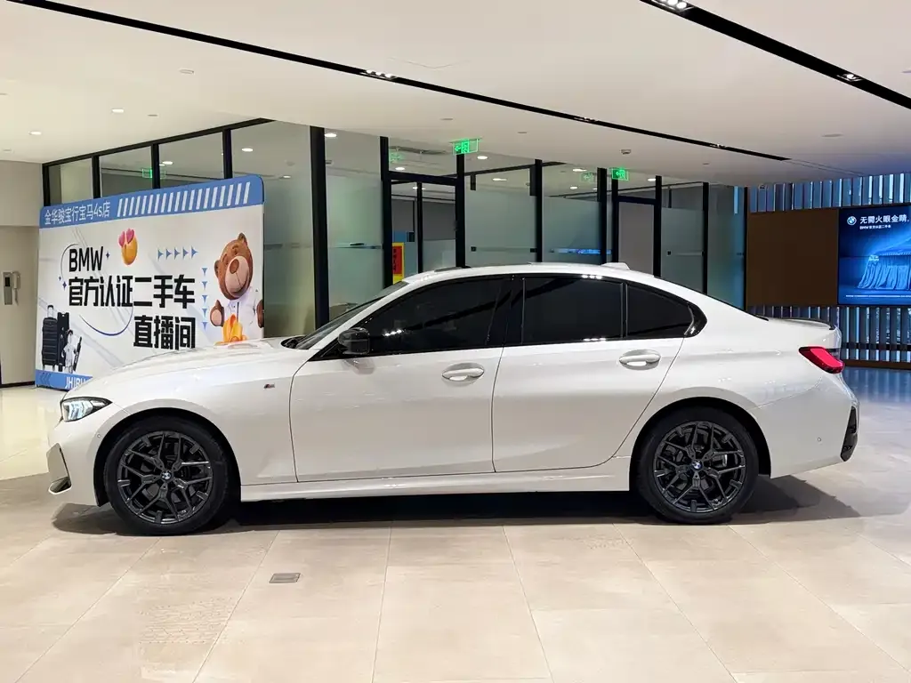 BMW 3 Series 2024 из CN, фото 8