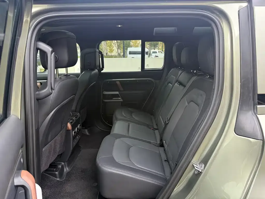 Land Rover Defender 2022 из CN, фото 3
