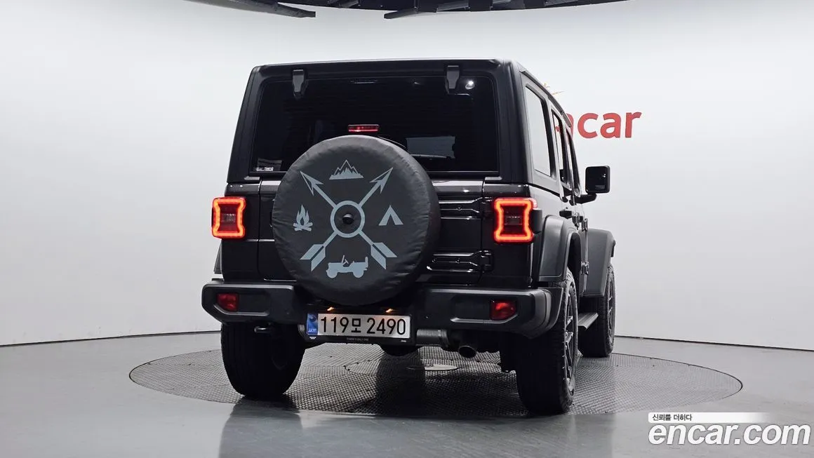 Jeep Wrangler 2024 из KR, фото 4