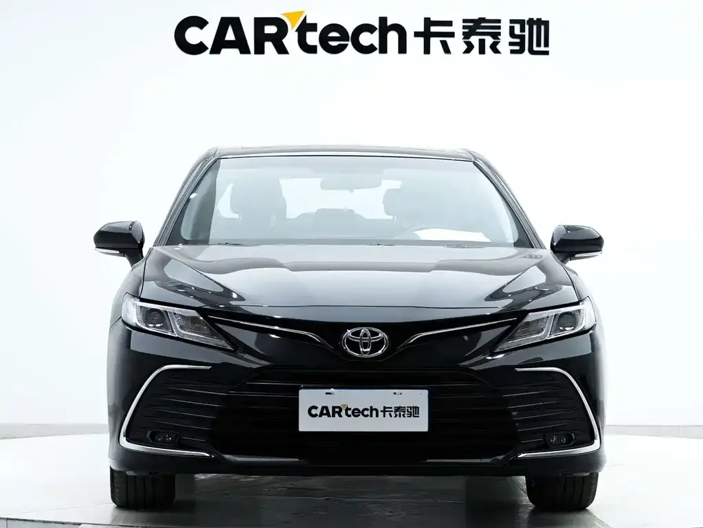Toyota Camry 2023 из CN, фото 4