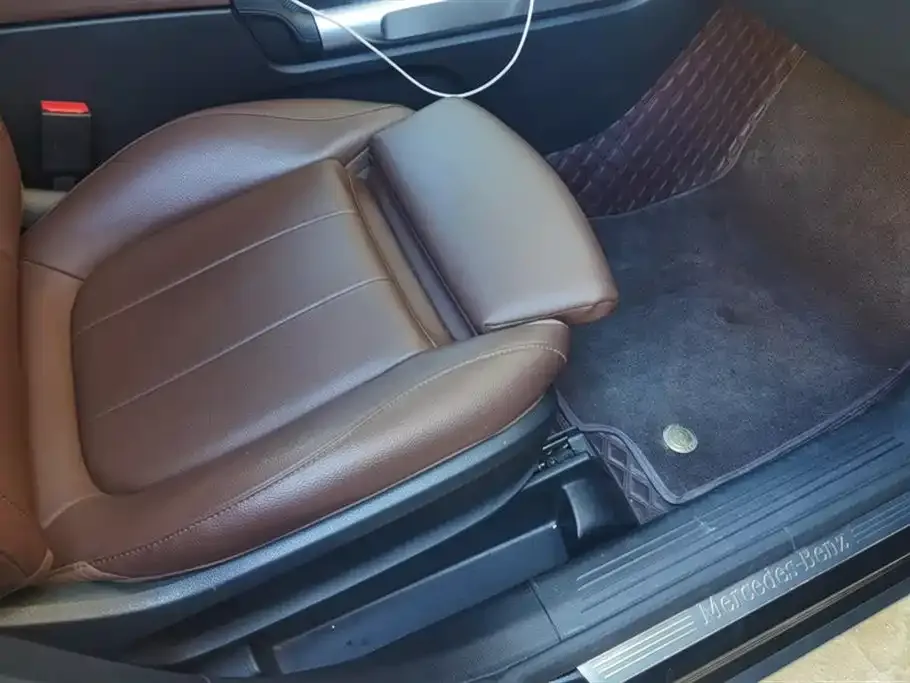 Mercedes-Benz GLB 2023 из CN, фото 4