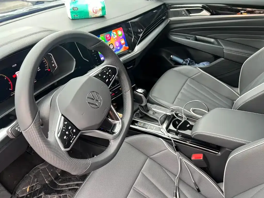 Volkswagen Passat 2023 из CN, фото 7