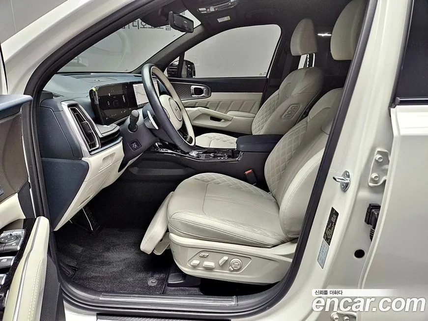 Kia Sorento — фото 9