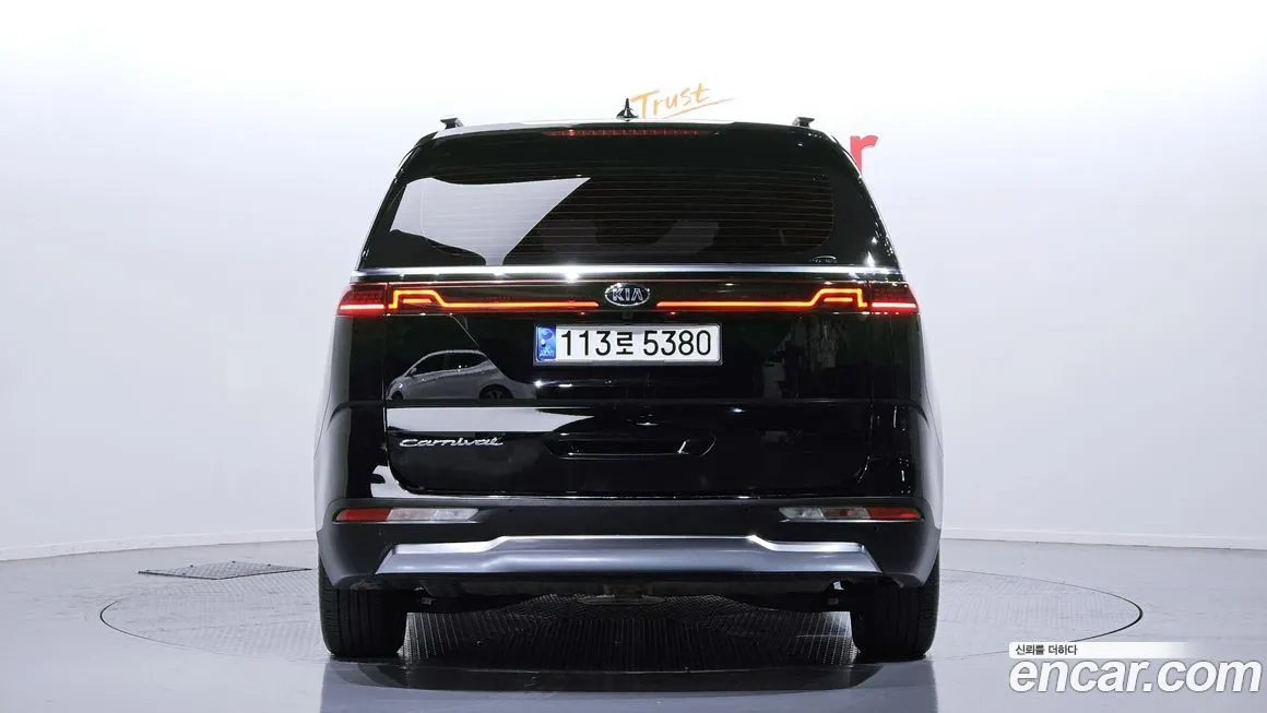 Kia Carnival — фото 2