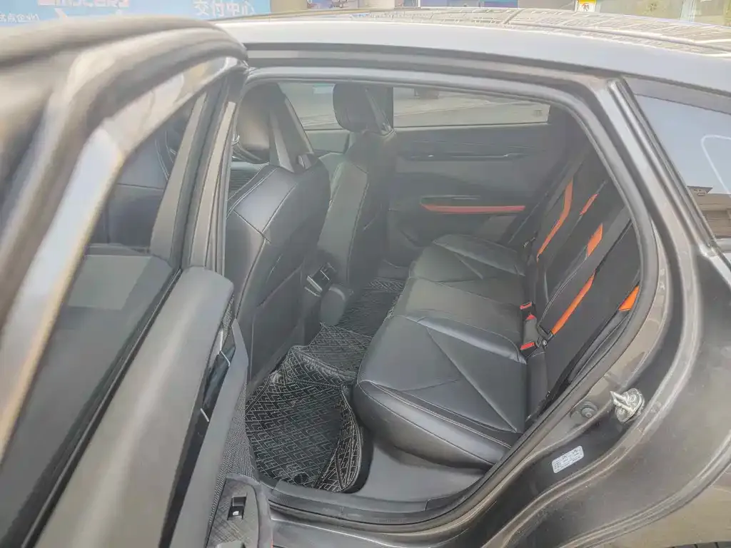 Changan UNI-V 2023 из CN, фото 2