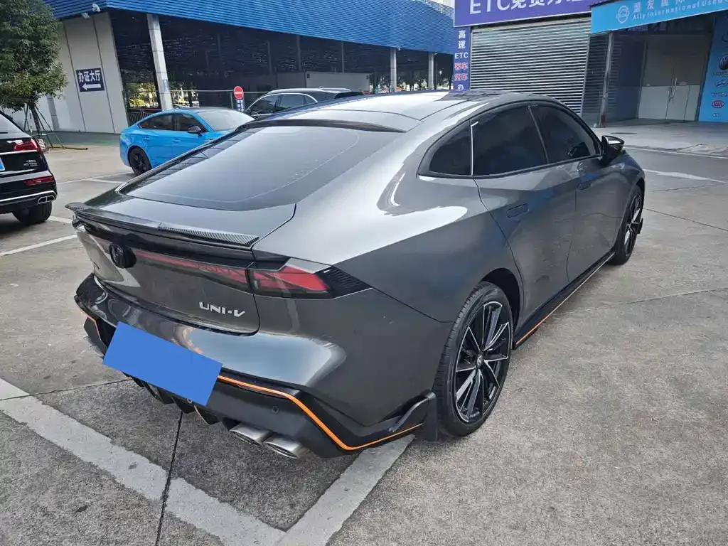 Changan UNI-V 2023 из CN, фото 7