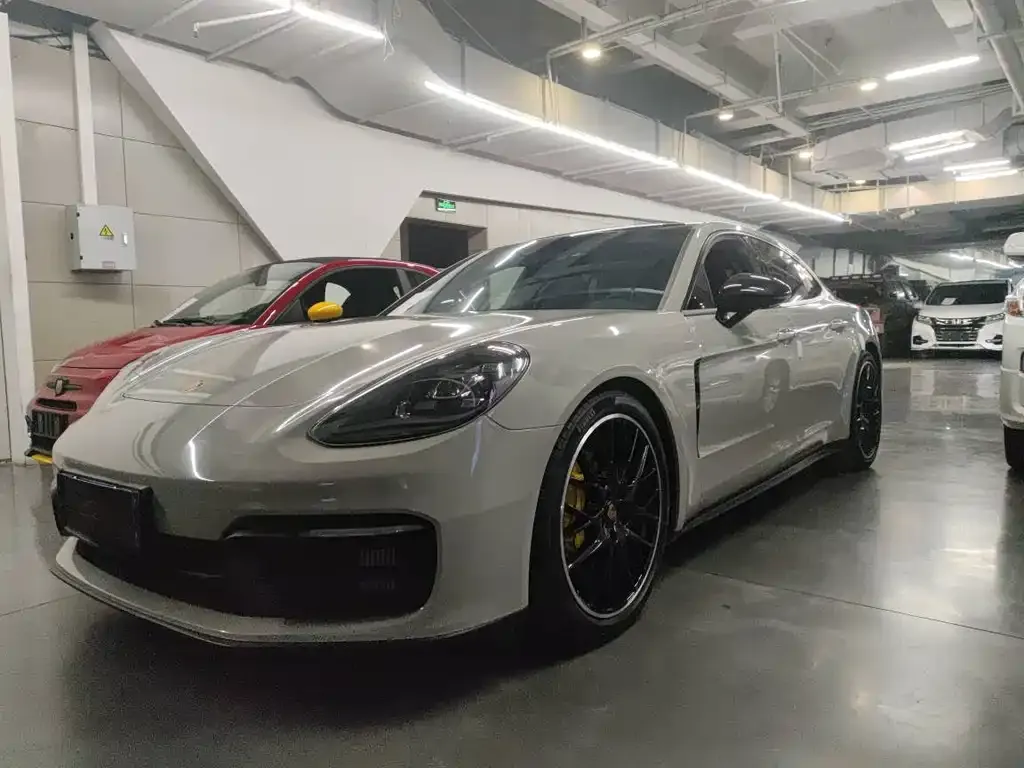 Porsche Panamera 2022 из CN, фото 1