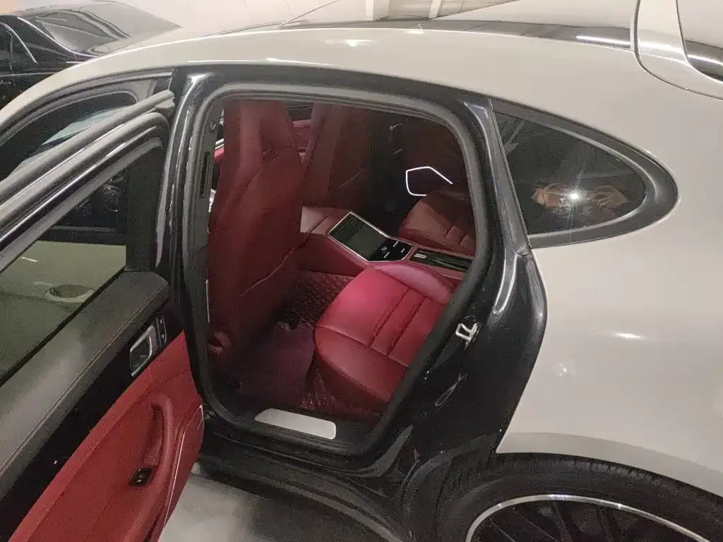 Porsche Panamera 2022 из CN, фото 10