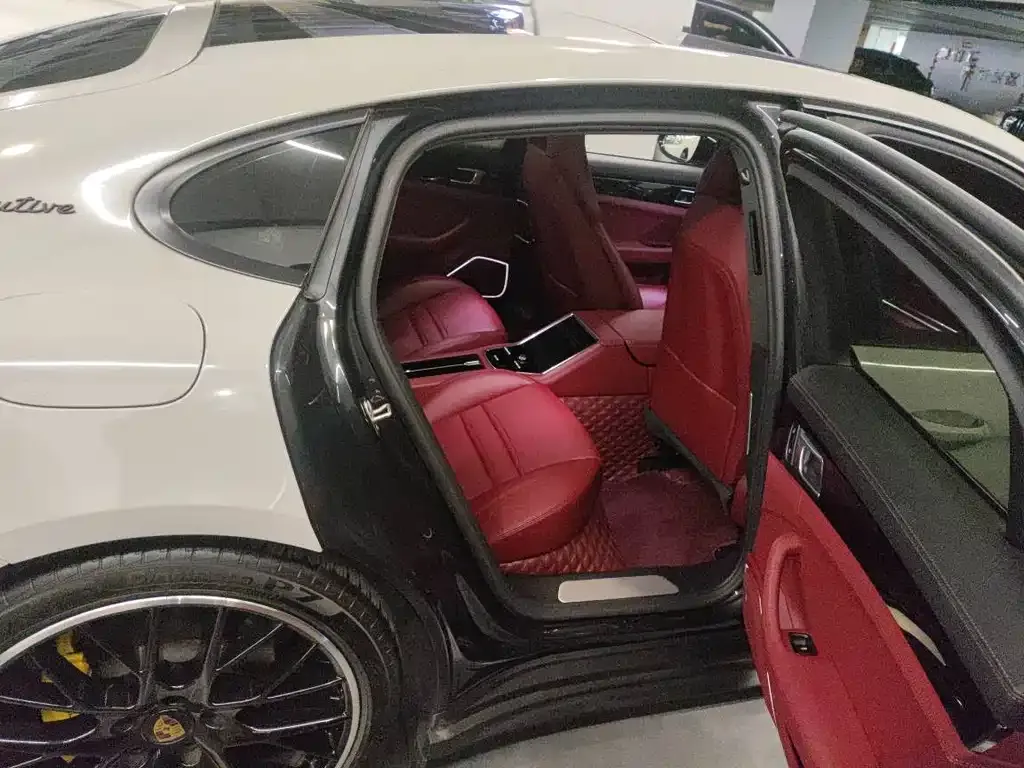 Porsche Panamera 2022 из CN, фото 7