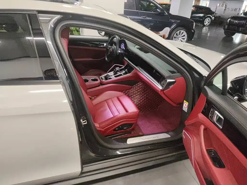 Porsche Panamera 2022 из CN, фото 5