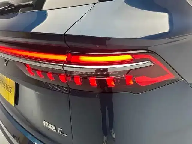 Geely Xingyue L 2022 из CN, фото 2