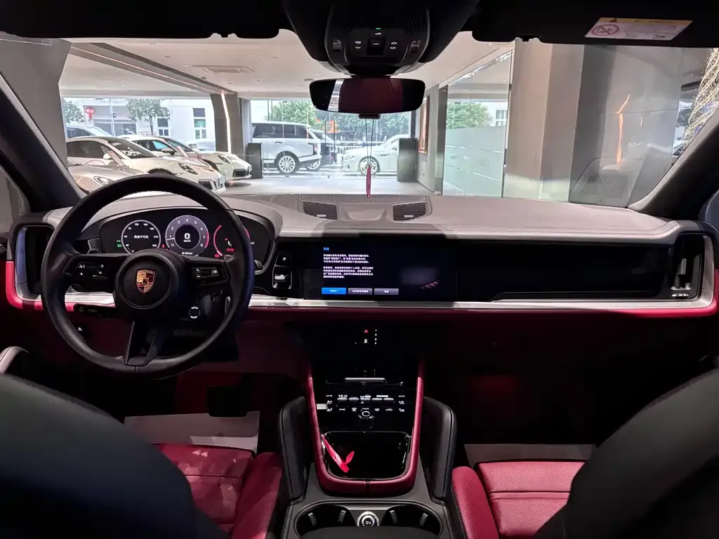 Porsche Cayenne 2024 из CN, фото 3