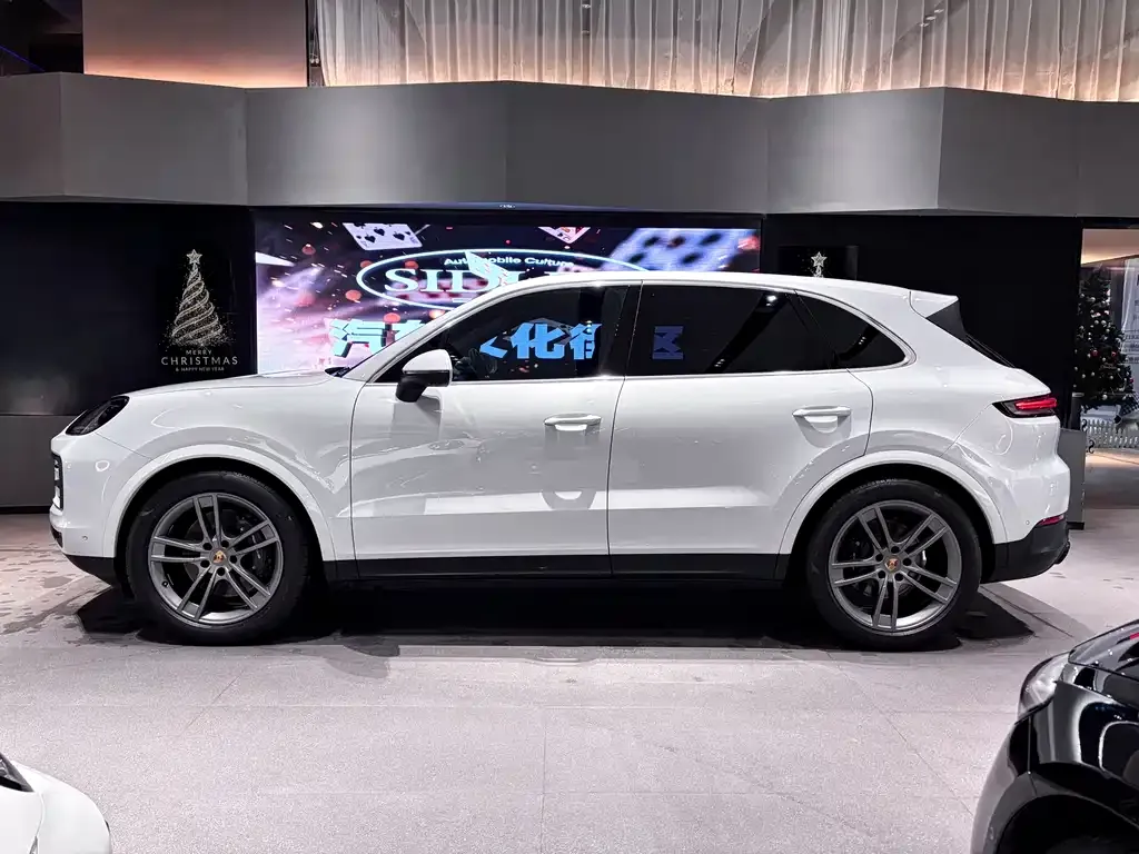 Porsche Cayenne 2024 из CN, фото 2