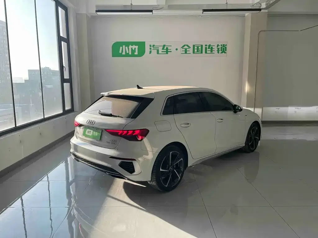 Audi A3 2023 из CN, фото 7