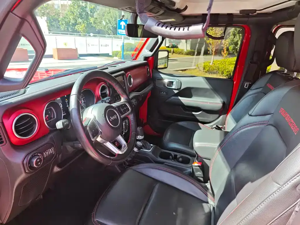Jeep Wrangler 2022 из CN, фото 4
