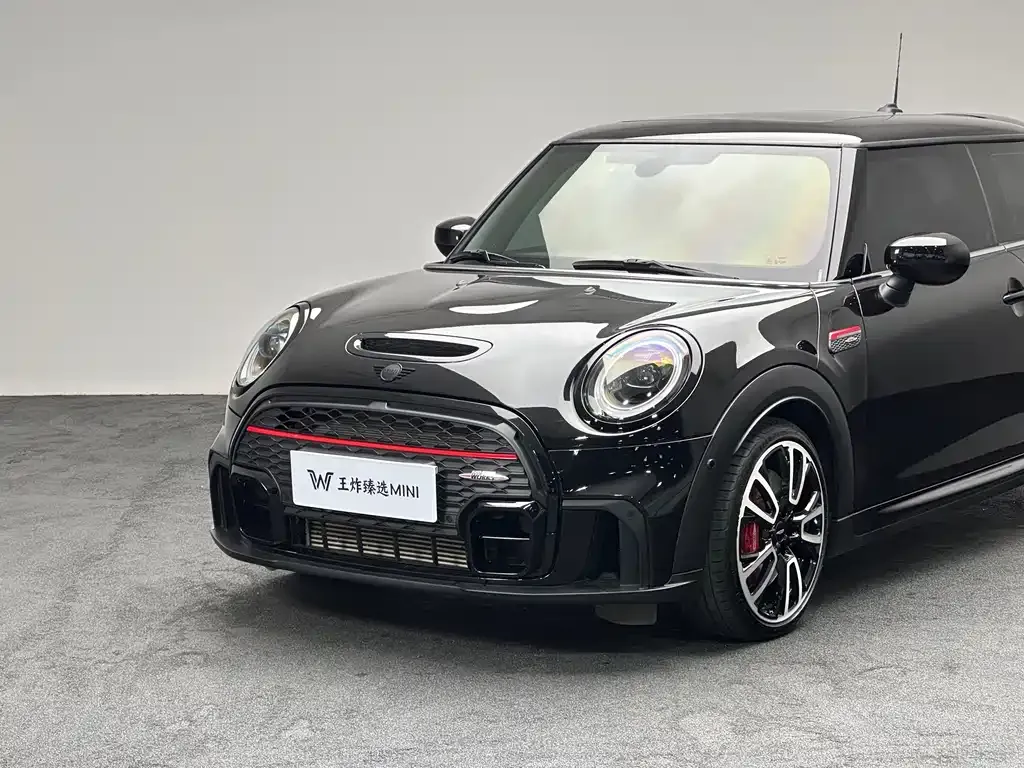 MINI JCW (John Cooper Works) — фото 8
