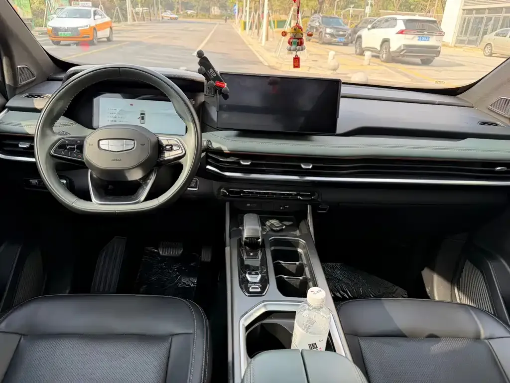 Geely Haoyue L 2023 из CN, фото 3