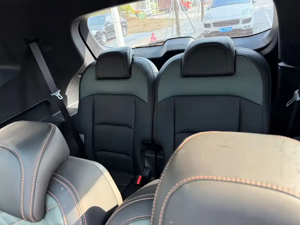 Geely Haoyue L 2023 из CN, фото 2